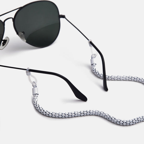 WHITE CHAIN